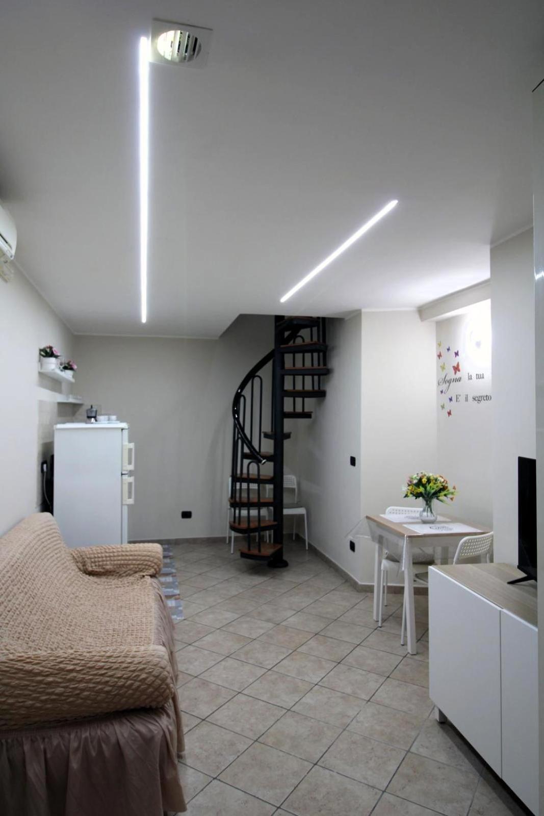 Lizzy'S House Apartment Napoli Ngoại thất bức ảnh